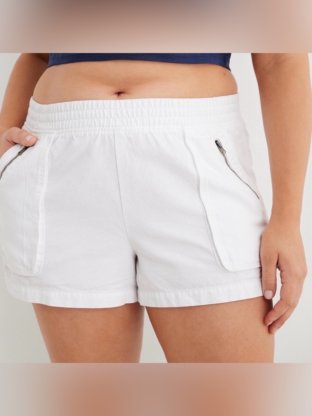aerie White Elastic Waist Zip-Pocket Boardwalk Shorts | Size M